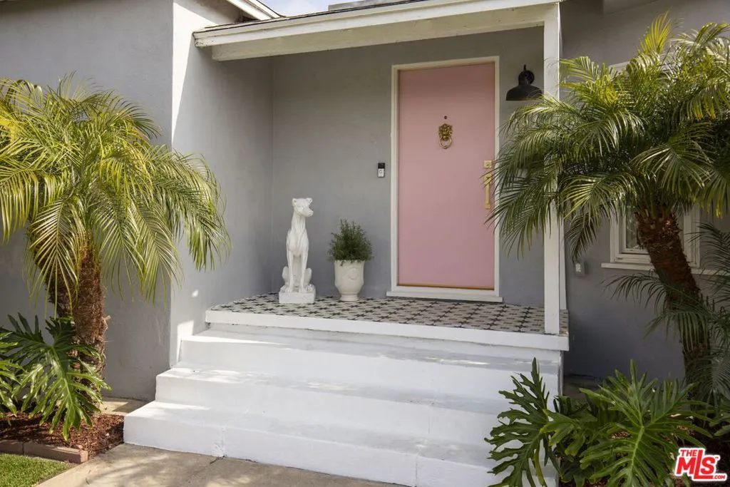 6616 W 87th Street, Los Angeles, California 90045 home-pic-2